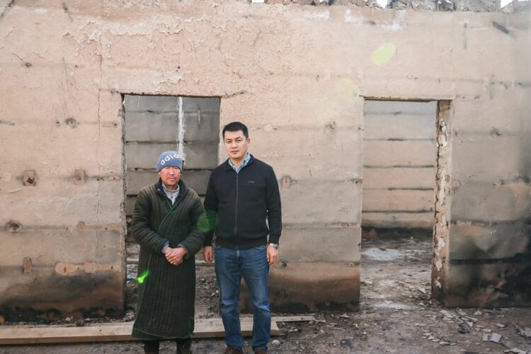 🤝 FSDS коомдук фонду тажик аскерлеринен жапа чеккен Баткен облусунун тургундарына гуманитардык жардам көрсөтүүнү улантууда.