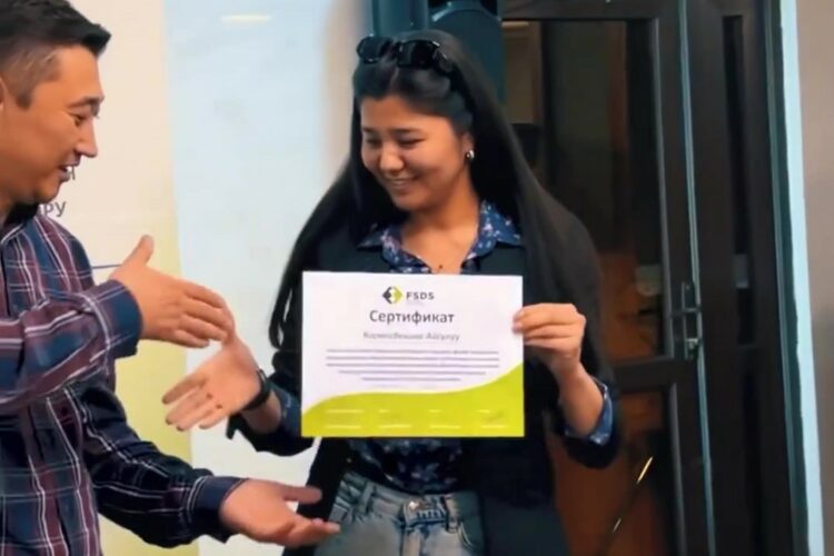 Ушул жумада Бишкекте Fair and Sustainable Development Solutions (FSDS) тарабынан уюштурулган бизнес-пландоо боюнча тренерлер үчүн тренинг өттү.